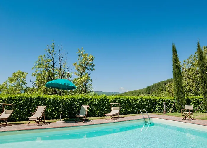 In Lonnano With Pool Pratovecchio